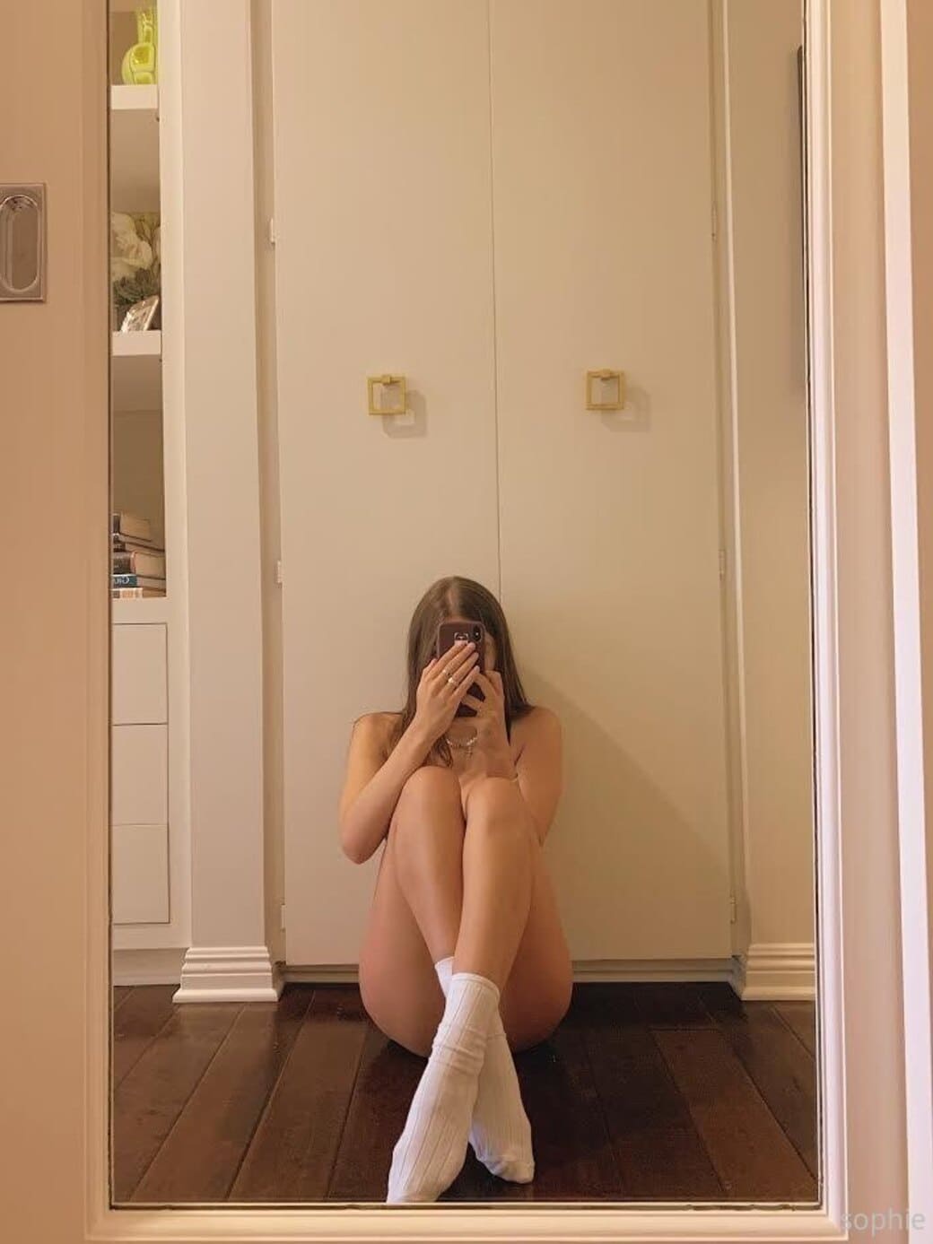 Sophie Mudd, photo 24